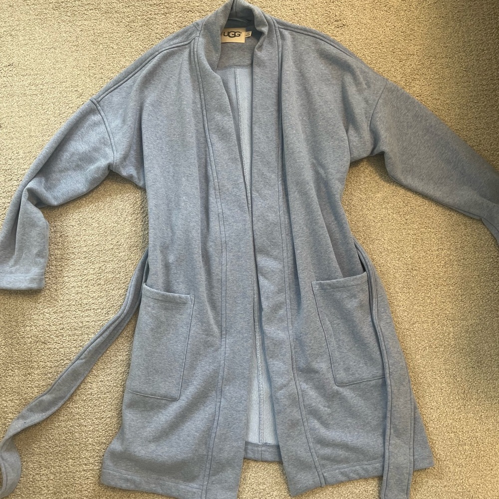 Never worn cozy Ugg bathrobe size medium
